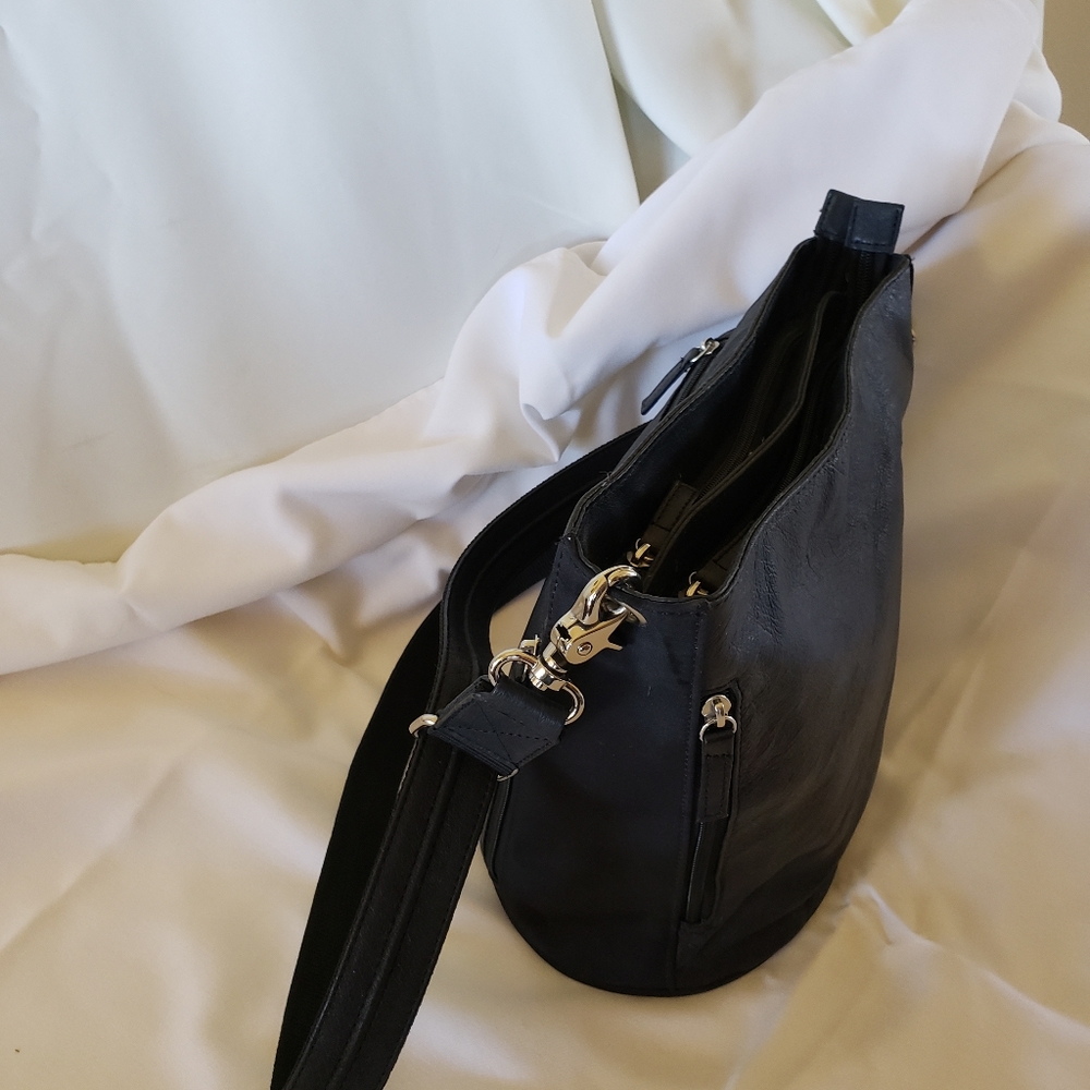 Purse - Picture 3 of 4